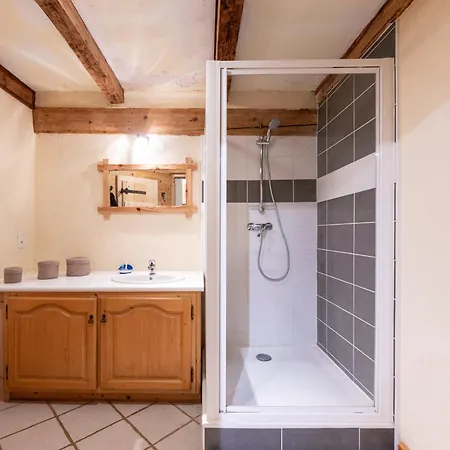 2 -4 Personnes Areches